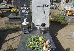 Rudolf Bethke 1943 Bledzew - Grobonet - Wyszukiwarka osób pochowanych