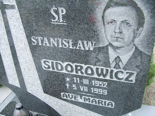 Grób Wiesława Sidorowicz